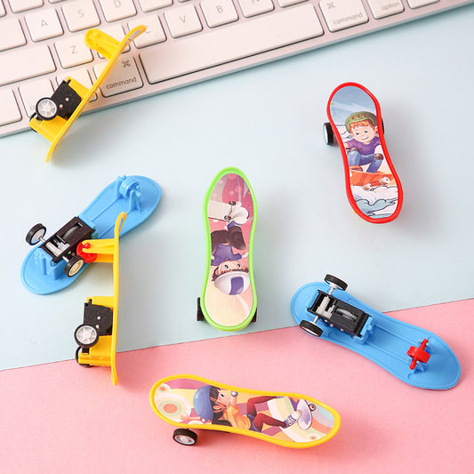 Mini Pull Back Skateboard