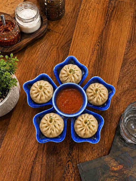 Momo Plate With Dip Katori