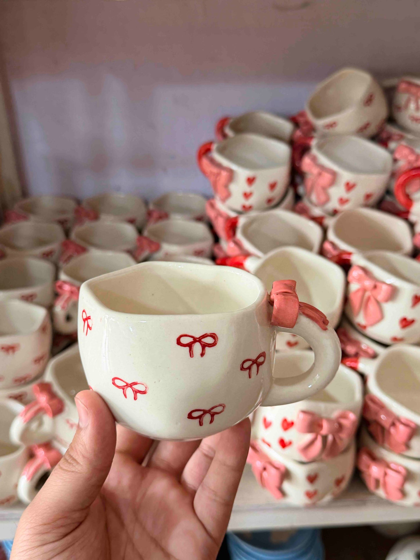 Red Bow Handle Mug