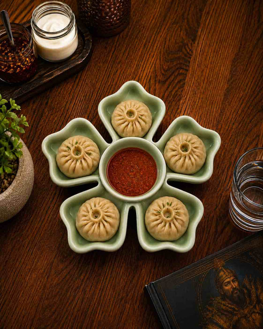 Momo Plate With Dip Katori
